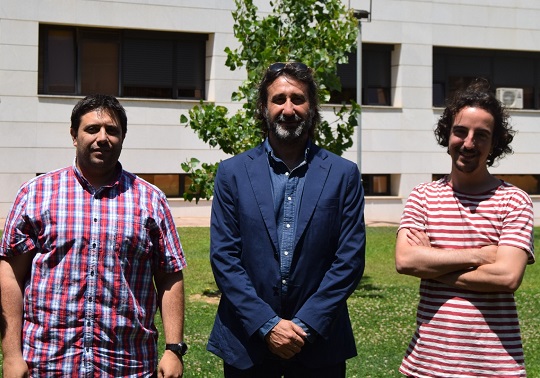 Carlos Martínez, Héctor Botella and Humberto G. Ferrón